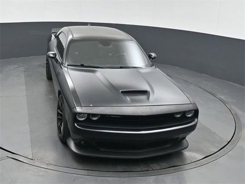 Used 2018 Dodge Challenger T/A image 36