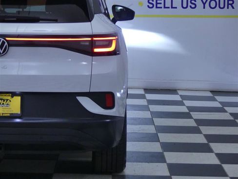 Used 2024 Volkswagen ID.4 Pro image 33