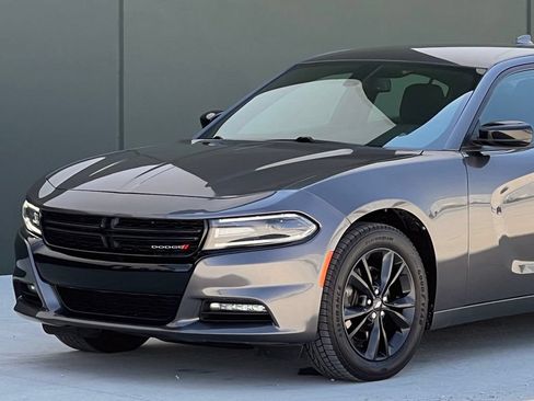 Used 2020 Dodge Charger SXT w/ Blacktop Package AWD/4WD image 11