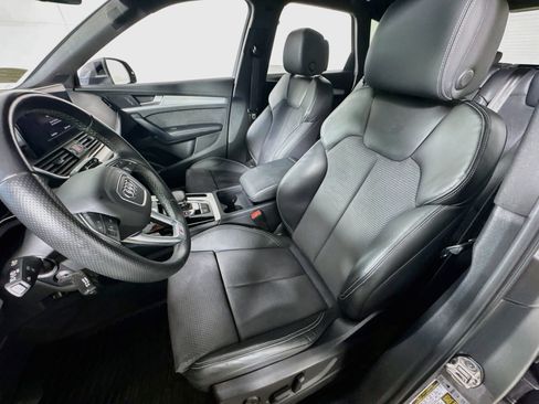 Used 2023 Audi Q5 e Premium Plus w/ Premium Plus Package AWD/4WD image 15