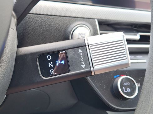 Used 2025 Hyundai Sonata SEL FWD image 39