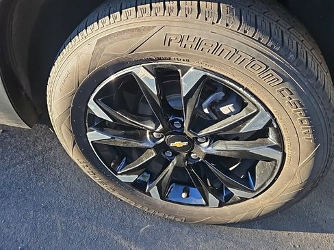 Used 2022 Chevrolet TrailBlazer LT w/ Convenience Package image 6