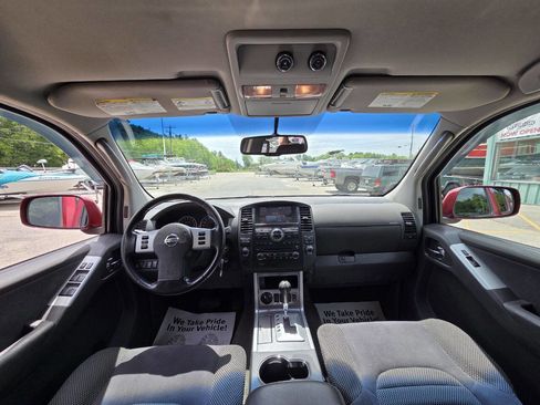 Used 2008 Nissan Pathfinder SE AWD/4WD image 18