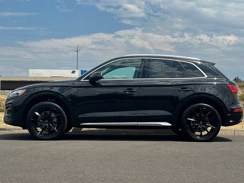 Used 2021 Audi Q5 2.0T Premium Plus w/ Premium Plus Package AWD/4WD image 6