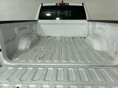 Certified 2022 RAM 1500 Big Horn AWD/4WD image 13