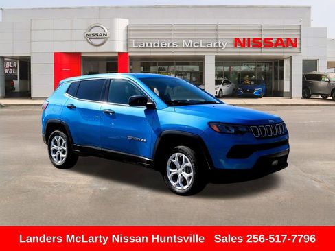 Used 2024 Jeep Compass Sport image 1