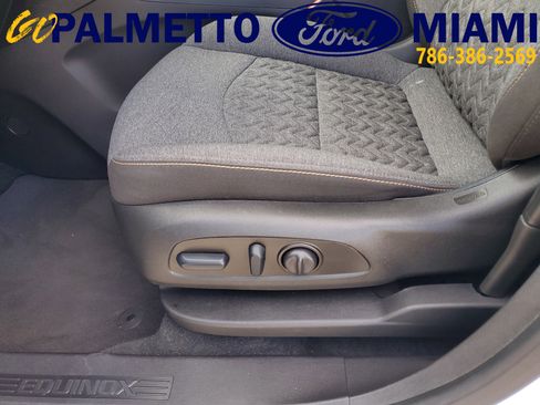 Used 2024 Chevrolet Equinox LT image 14