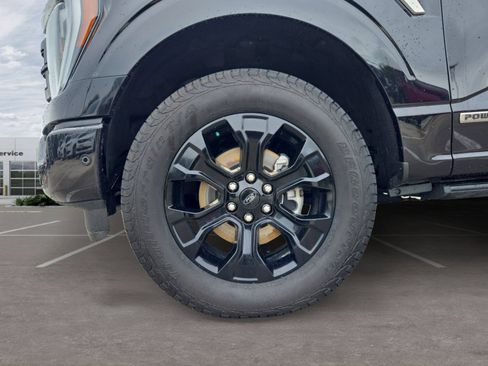 Used 2022 Ford F150 Platinum w/ Equipment Group 701A High AWD/4WD image 10
