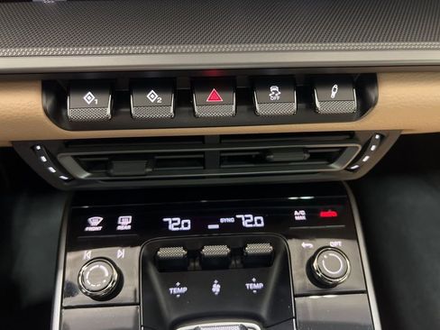 Used 2020 Porsche 911 Carrera image 46