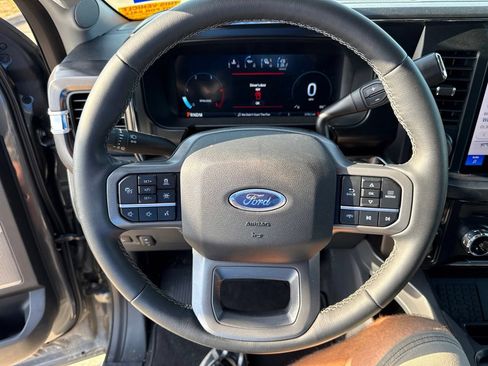 Used 2026 Ford F250 Lariat w/ Black Appearance Package AWD/4WD image 21