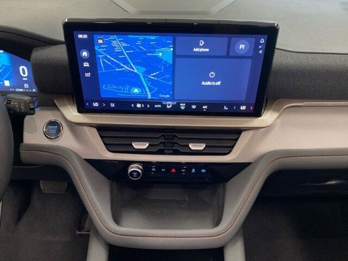 New 2025 Ford Explorer Active w/ Active Comfort Package image 23