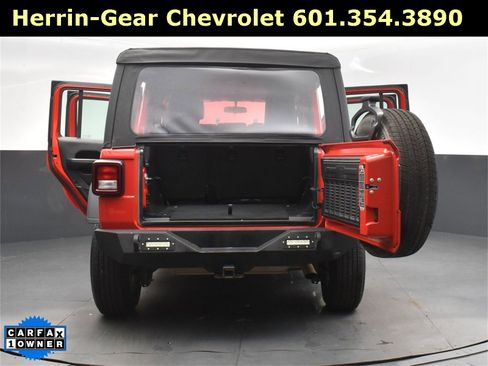 Used 2018 Jeep Wrangler Unlimited Sport image 52