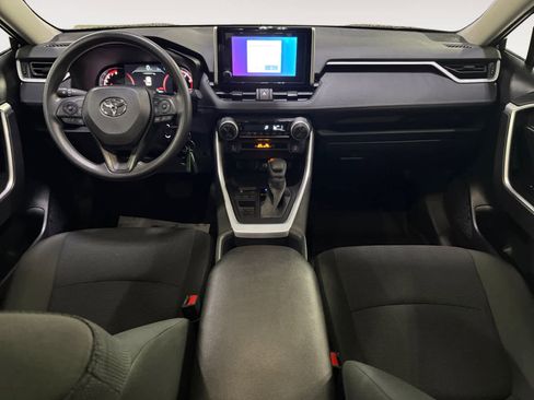 Used 2025 Toyota RAV4 LE FWD image 17