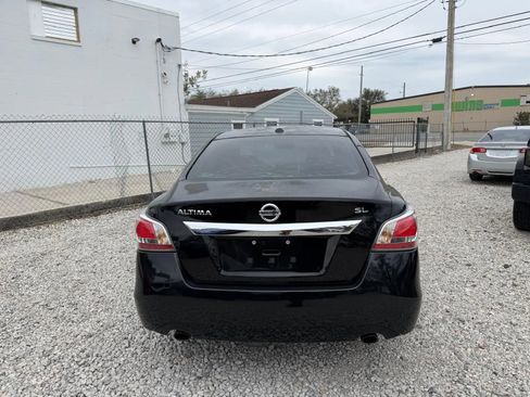 Used 2015 Nissan Altima 2.5 SL w/ Moonroof Package image 6