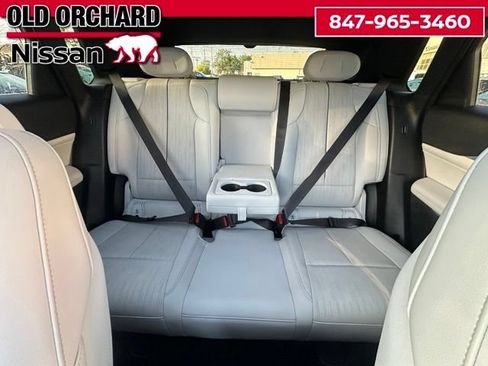 Used 2024 Cadillac Lyriq Luxury AWD/4WD image 12