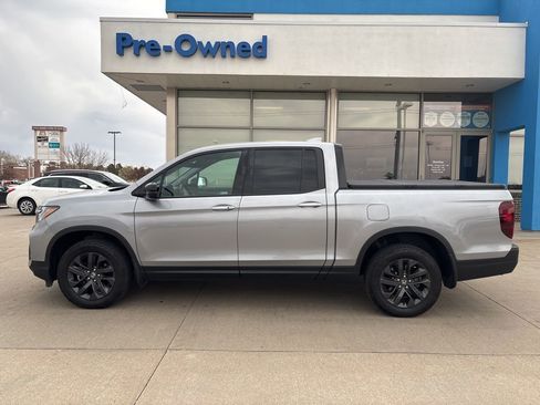 Used 2023 Honda Ridgeline Sport image 8