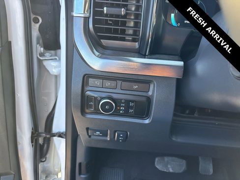 Used 2024 Ford F350 Lariat w/ Lariat Ultimate Package image 12