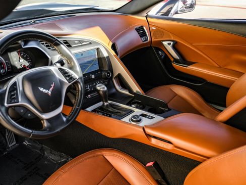 Used 2014 Chevrolet Corvette Stingray Convertible w/ 3LT Preferred Equipment Group image 21