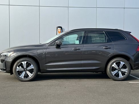 New 2025 Volvo XC60 T8 Core w/ Protection Package Premier AWD/4WD image 2