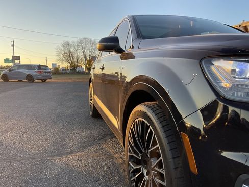 Used 2017 Audi Q7 3.0T Premium Plus image 14