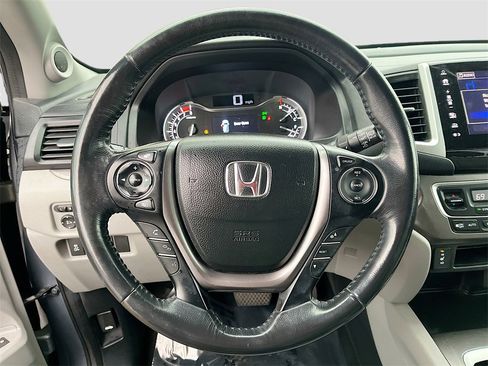 Used 2017 Honda Pilot EX-L image 11