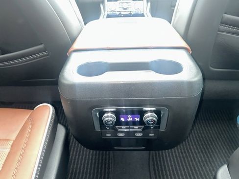 Used 2024 GMC Yukon Denali Ultimate image 45