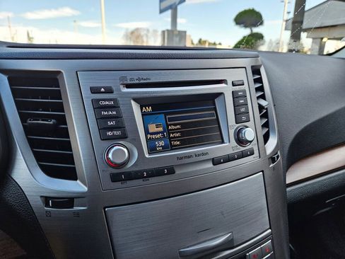 Used 2013 Subaru Outback 2.5i Limited image 22