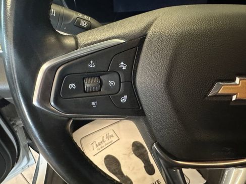 Used 2024 Chevrolet Trax LT w/ Sunroof Package FWD image 11