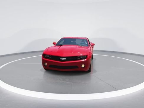 Used 2010 Chevrolet Camaro LT w/ RS Package RWD image 4