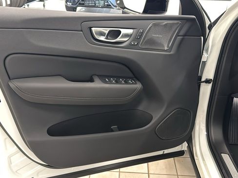 New 2026 Volvo XC60 T8 Ultra w/ Climate Package AWD/4WD image 21