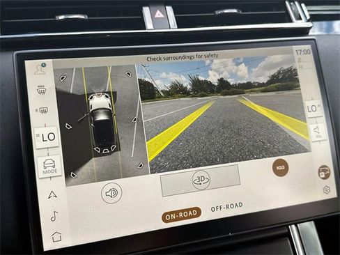 New 2026 Land Rover Range Rover Velar Dynamic SE image 21