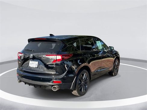 Used 2022 Acura RDX A-Spec image 5
