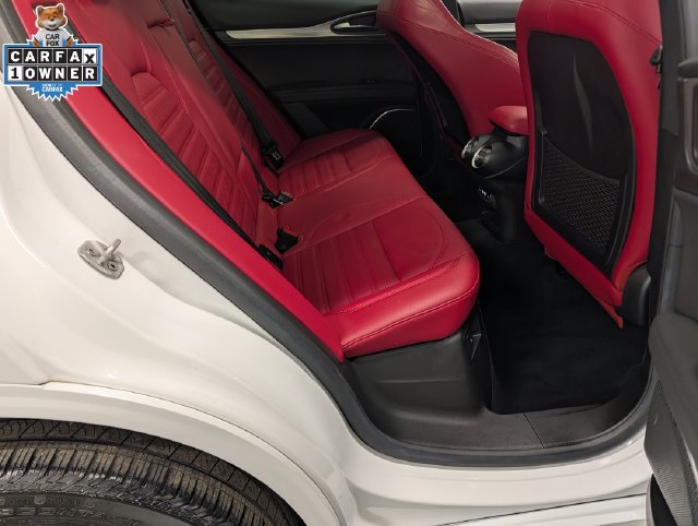 Used 2023 Alfa Romeo Stelvio Veloce AWD/4WD image 27