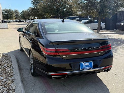 Used 2022 Genesis G90 5.0 Ultimate image 3