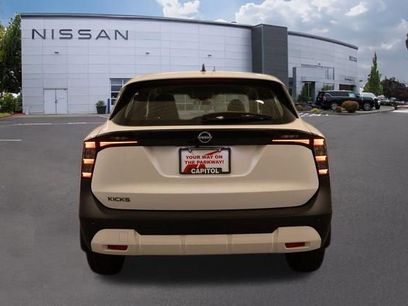 New 2026 Nissan Kicks S