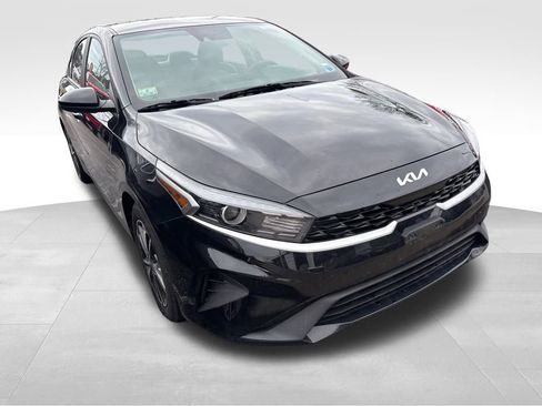 Used 2023 Kia Forte LXS image 16