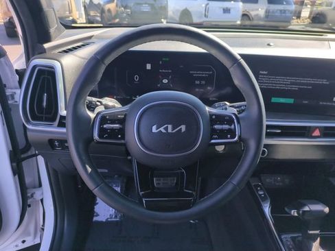 Certified 2024 Kia Sorento SX Prestige AWD/4WD image 17