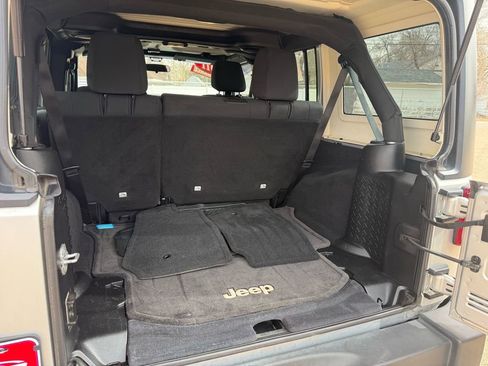 Used 2011 Jeep Wrangler Unlimited Sport AWD/4WD image 8