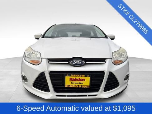 Used 2012 Ford Focus SE image 2
