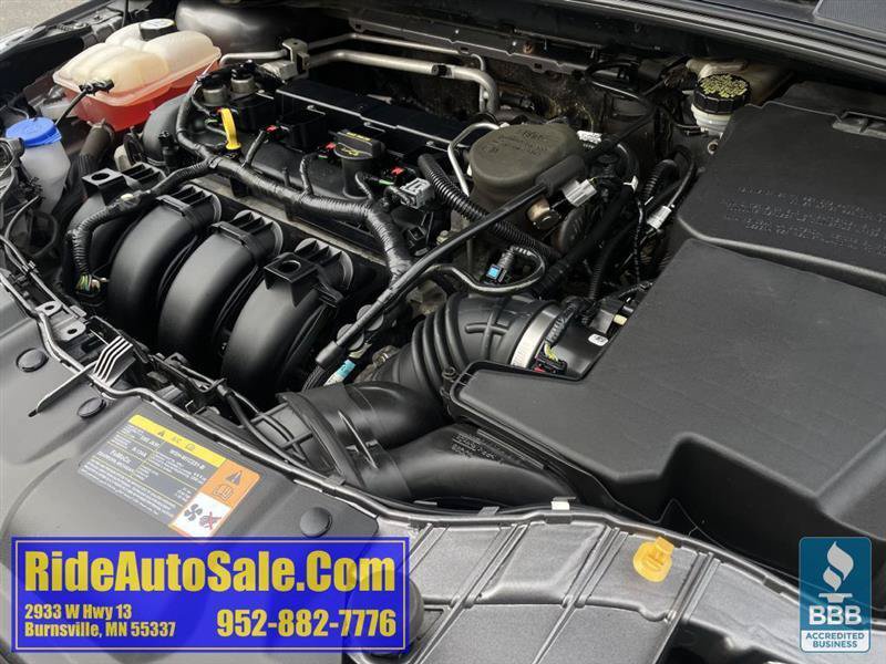 Used 2013 Ford Focus SE w/ SE Winter Pkg FWD image 24