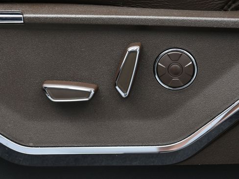 Used 2024 Ford F150 King Ranch w/ FX4 Off-Road Package image 10