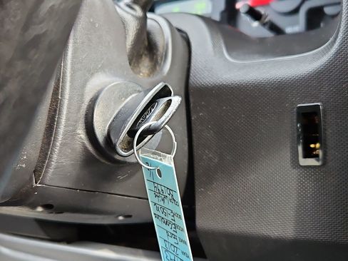 Used 2013 Ford E-150 and Econoline 150 XL image 16