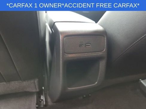 Used 2025 Chevrolet Trax LT w/ LT Convenience Package FWD image 41