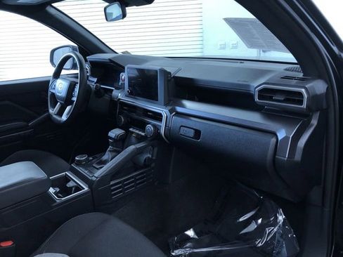 Used 2025 Toyota 4Runner TRD Off-Road image 24