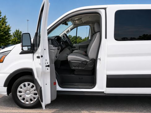 Used 2024 Ford Transit 350 XLT RWD image 2
