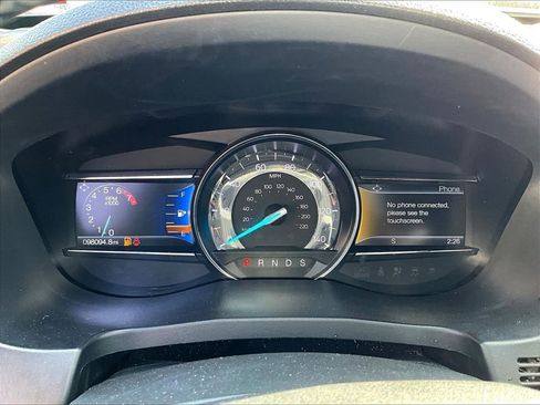 Used 2018 Ford Explorer XLT w/ Equipment Group 202A AWD/4WD image 15