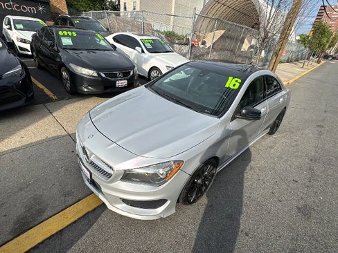 Used 2016 Mercedes-Benz CLA 250 4MATIC image 8