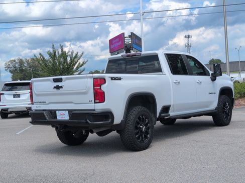Used 2025 Chevrolet Silverado 2500 LT w/ Trail Boss Package AWD/4WD image 6