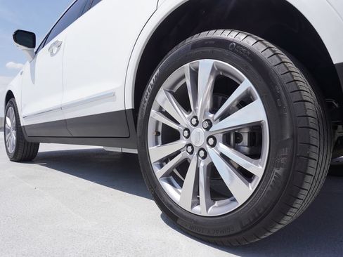 Used 2024 Cadillac XT5 Premium Luxury w/ Technology Package FWD image 6
