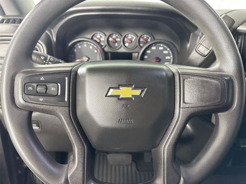 Used 2019 Chevrolet Silverado 1500 Custom w/ Custom Value Package image 16